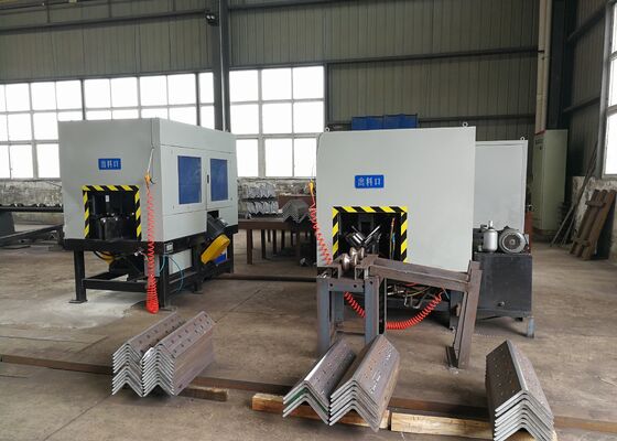 Máquina de fresado de raíz de acero de ángulo CNC para procesar el arco interno de acero de ángulo