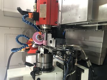 Precisión modelo interna y externa AT60 del CNC multi de la función de la máquina de pulir alta