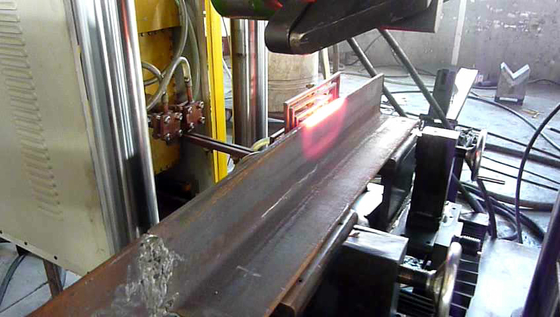 Modelo HQ250-700 Máquina de calentamiento y flexión de acero de ángulo CNC