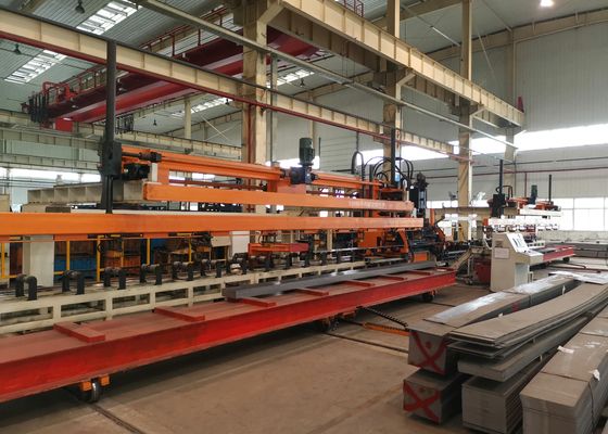 Línea de producción de punzamiento CNC de placas planas de vigas longitudinales de vehículos pesados