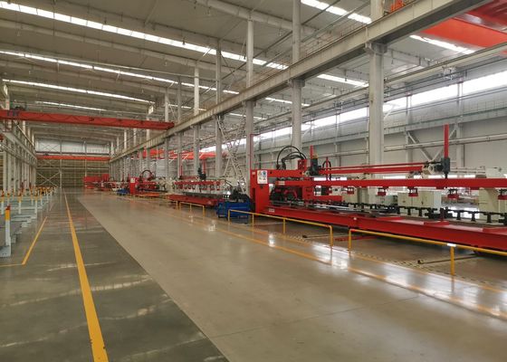 Máquina de punzonado CNC para chapa metálica de 35 toneladas para viga longitudinal automotriz, tamaño de pieza de trabajo 15000x380 mm
