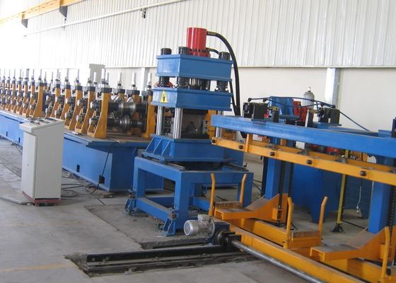 Máquina de formación de rodillos para barandillas y línea de producción de vigilancia protectora de vigilancia de carreteras