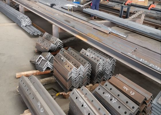 Línea de máquina de perforación y corte CNC con modo de corte de una sola cuchilla, velocidad de avance de 80 m/min para ángulo