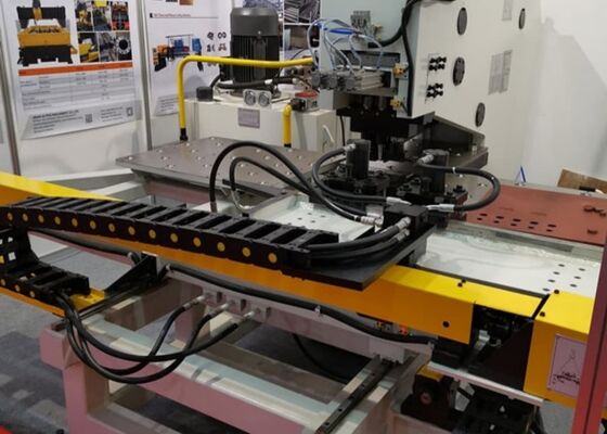 Modelo BNHD120 Máquina de marcado de perforación y perforación CNC de placas metálicas 4 estaciones de matrícula