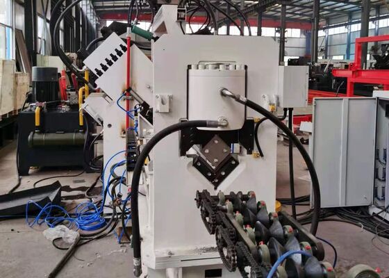 Torre de transmisión de ultraalta tensión Máquina de perforar CNC para ángulos 630KN Fuerza de marcado