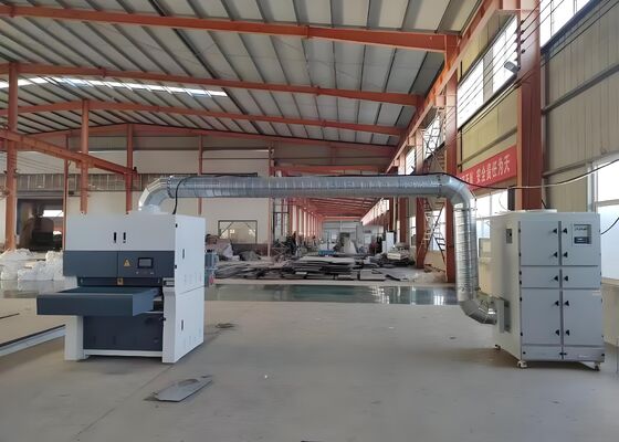 Potencia de la máquina 28KW Máquina de pulido de chapa de metal CNC 2 motor de alimentación
