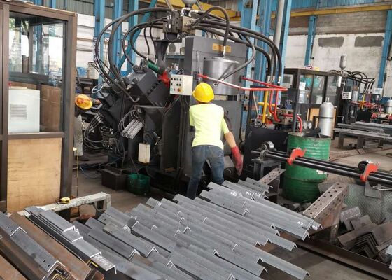 32x7x3m máquina de corte por punción de ángulo CNC línea de 1000/1200KN fuerza de marcado