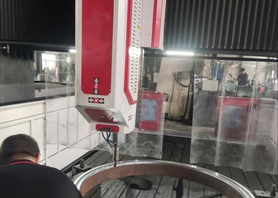 Máquina de fresado de perforación CNC móvil para intercambiador de calor