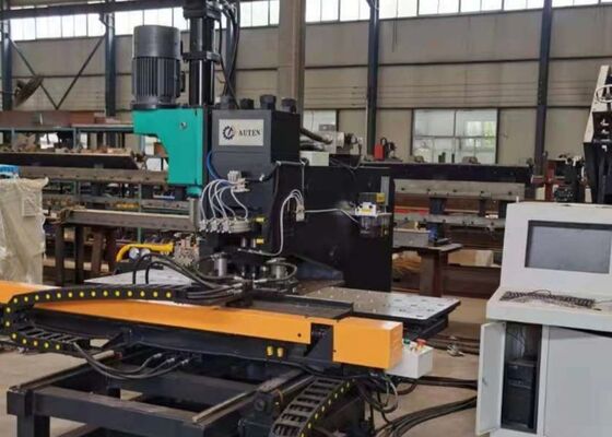 Utilizado para la industria de la torre de acero Máquina de perforar placas Cnc 4 estaciones de matrícula Máquina de perforar Cnc