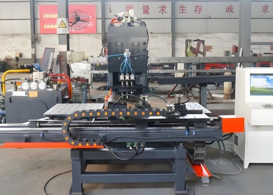Utilizado para la industria de la torre de acero Máquina de perforar placas Cnc 4 estaciones de matrícula Máquina de perforar Cnc