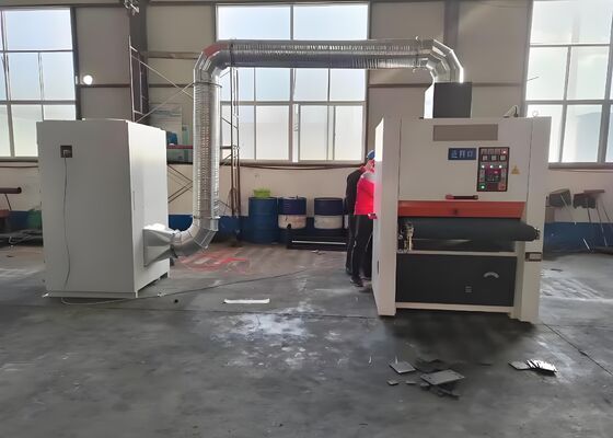Máquina de pulido de metales para eliminar las astillas de las superficies metálicas