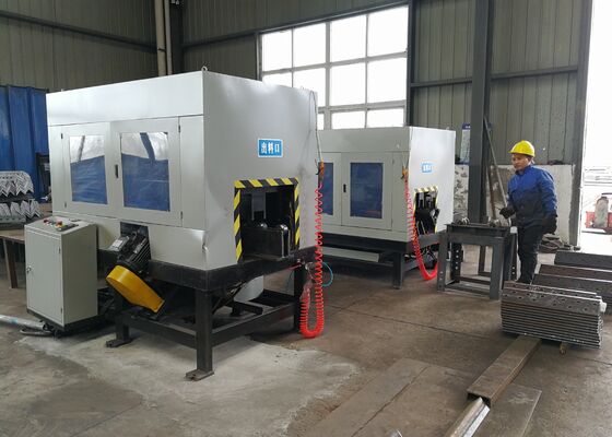 Máquina de fresado de raíz de acero de ángulo CNC para procesar el arco interno de acero de ángulo