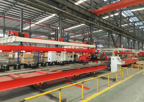 Máquina de procesamiento de vigas longitudinales línea 3 Ejes Máquina manual o automática opcional de perforación de placas CNC y alimentación del servomotor
