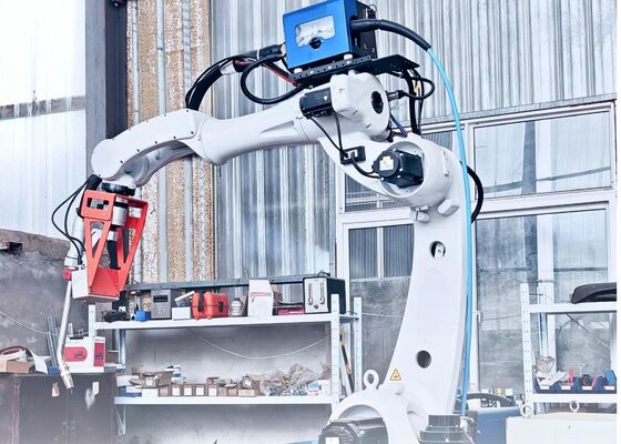 Planifica automáticamente la trayectoria de soldadura Robot de soldadura sin enseñanza utilizando reconocimiento visual